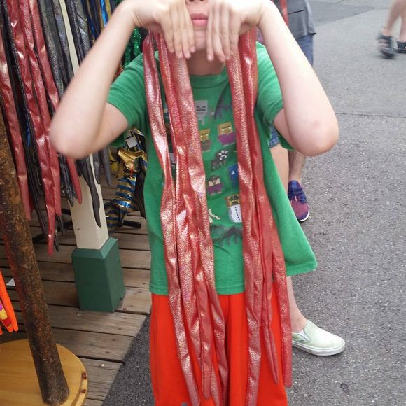 Meet your Posher, Heather - Picture 1 of 1